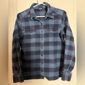 Patagonia Women’s Navy and Pink Plaid Flannel
